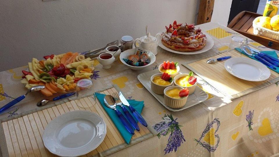 B&B Pietre Antiche Vezzi Portio Buitenkant foto